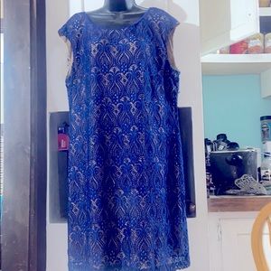 Women’s Plus 20W Lace Dress